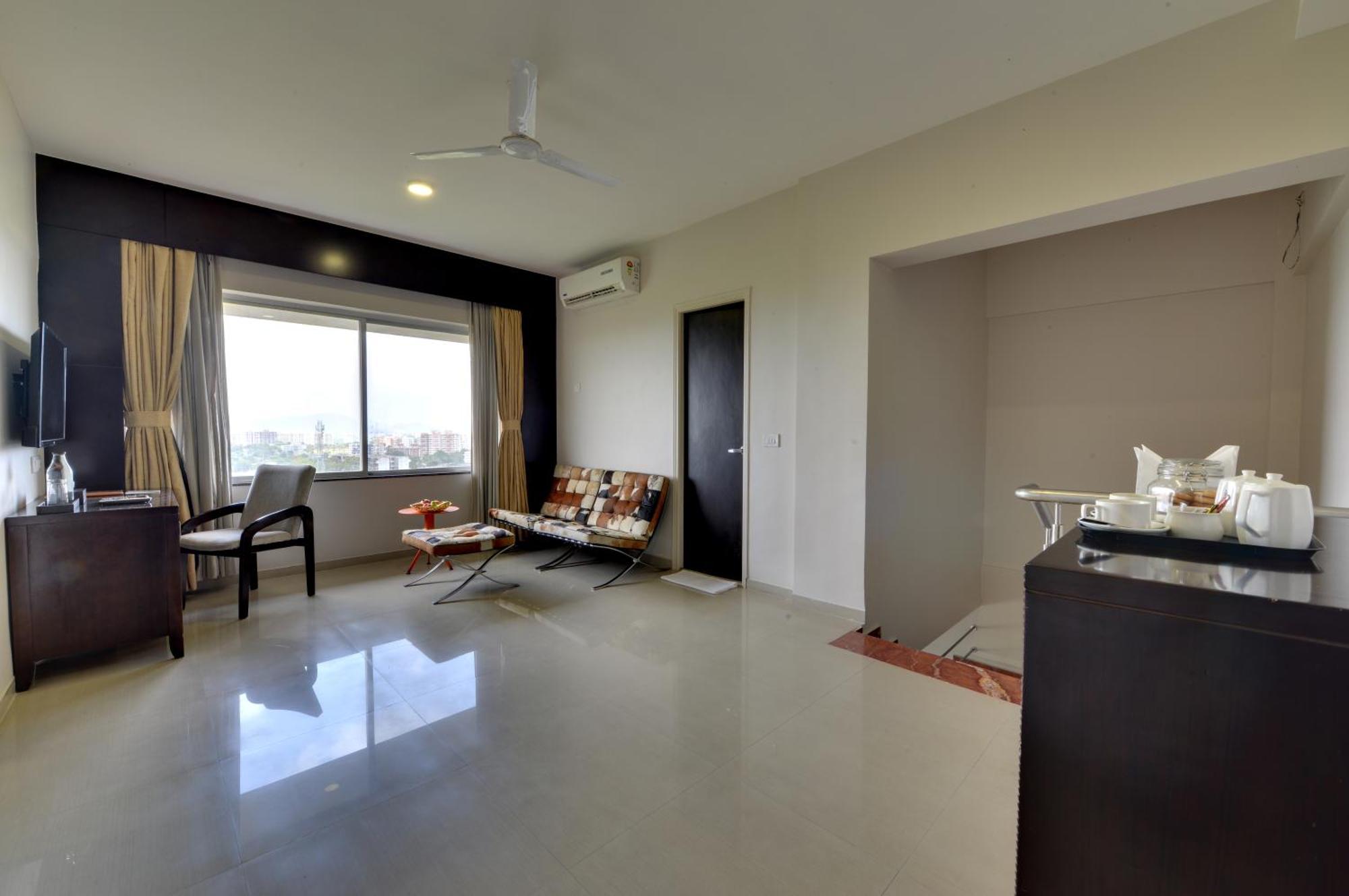 The Fern Residency, Vadgaon - Talegaon, Pune Exterior foto
