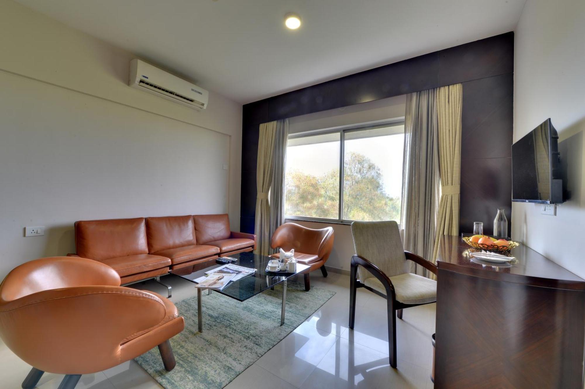 The Fern Residency, Vadgaon - Talegaon, Pune Exterior foto